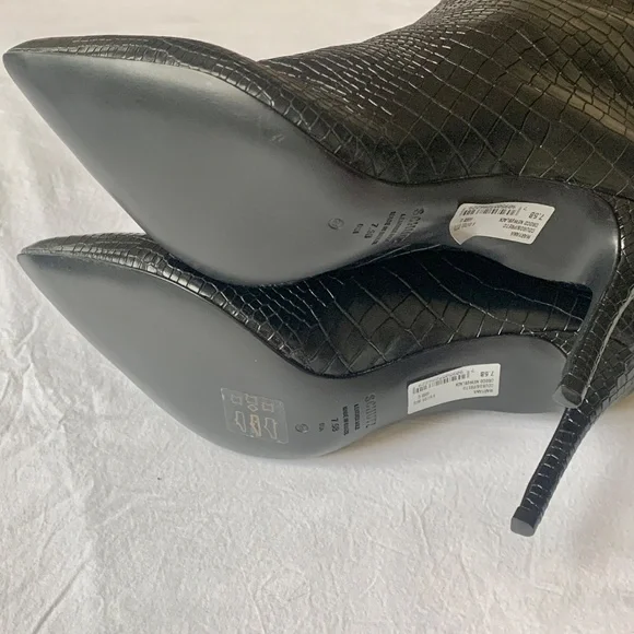 Schutz Maryana High Heel Leather Crocodile-Embossed Boot Black 7.5 - Picture 13 of 16